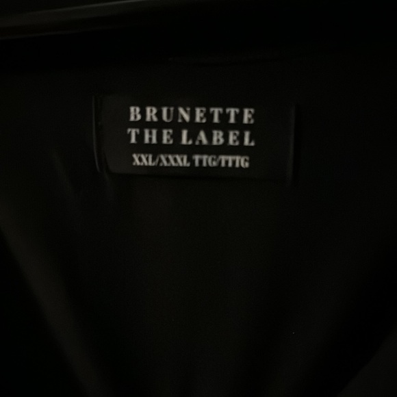 NWT Brunette the label “Cowboy boot” Scoop neck tee - Picture 3 of 4